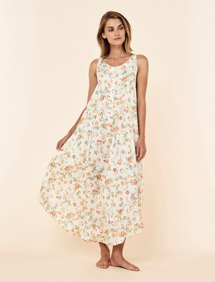 Lilly wearing the Amber Panel Front Maxi Nightgown
[model: Lilly wears size S |  Height: 170cm
/ 5’7” | Bust: 75cm | Waist: 58cm | Hips: 89cm]