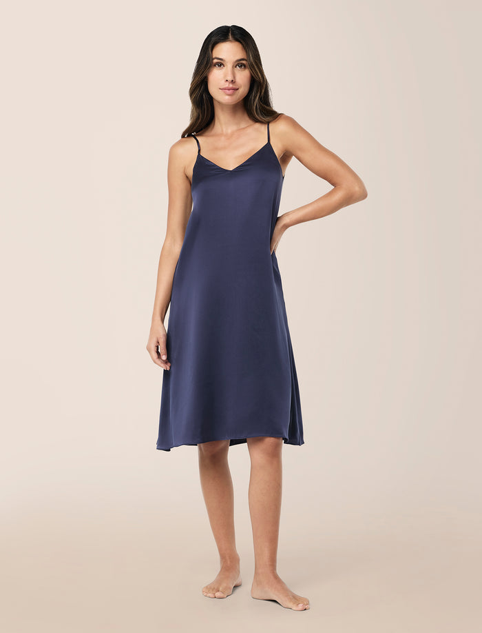Tamara wearing the Audrey Washable Silk Slip Nightgown
[model: Tamara wears size S |  Height: 173m
/ 5’8” | Bust: 81cm | Waist: 64cm| Hips: 91cm]
