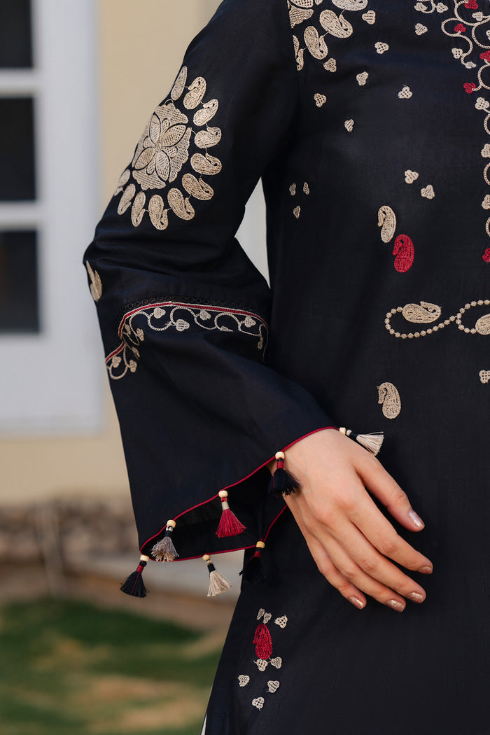 EMBROIDERED LAWN RTW-1326