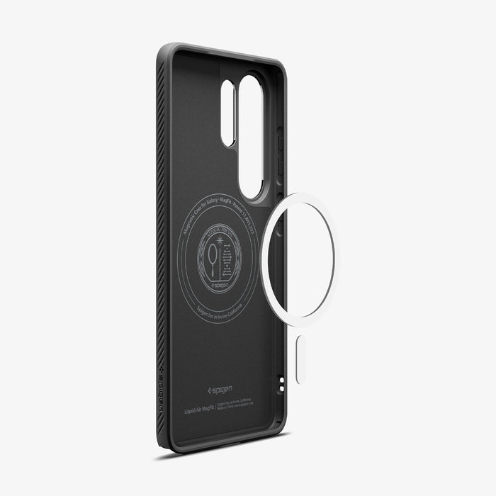 ACS11024 - Galaxy S26 Ultra Liquid Air (Mag Fit) in Matte Black showing the back with the device, partial back case with magfit