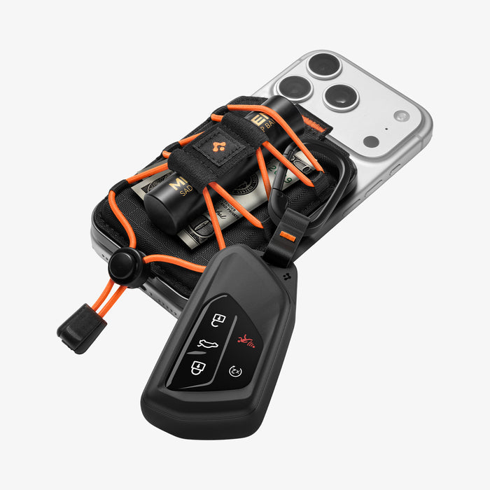 AFA10552 - Tiefit Card Holder (MagFit) in Black showing products inside of rubber band