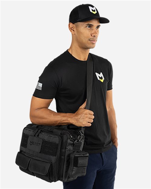 MERET C15 Commander 15L Black Shoulder Bag