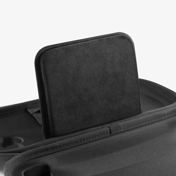 AGP09756 - Playstation portal klasden pouch showing the inner sleeve pouch