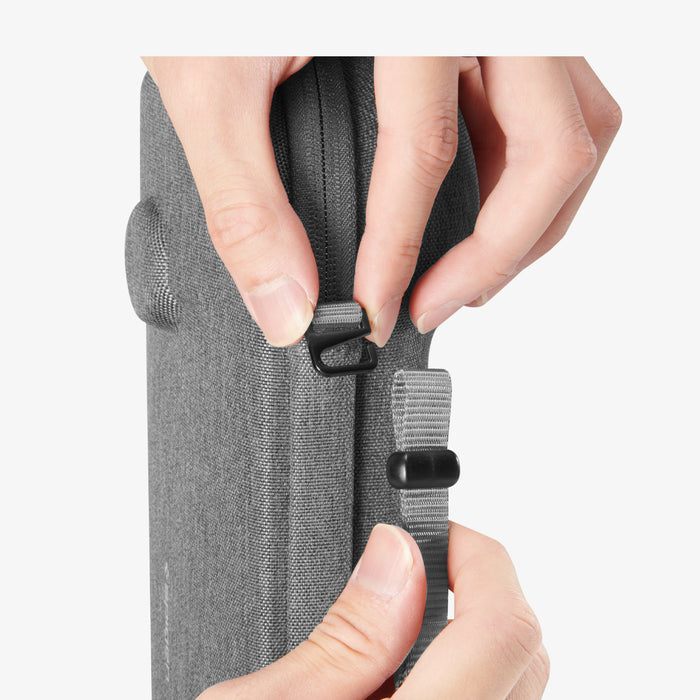 AGP09756 - Playstation portal klasden pouch showing the carry slot ability