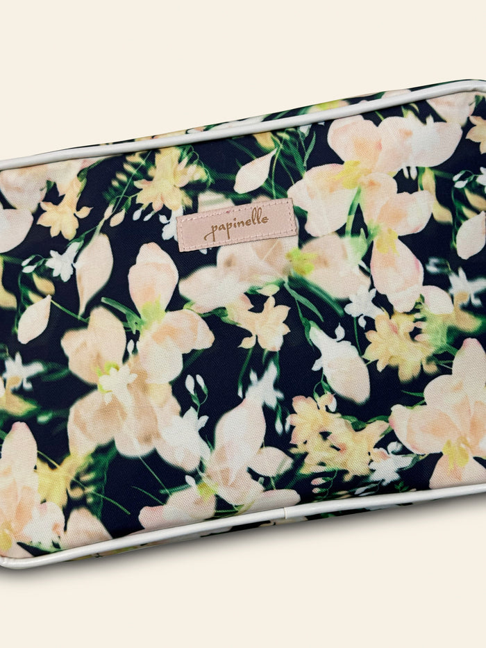 Serena Large Hanging Cos Bag